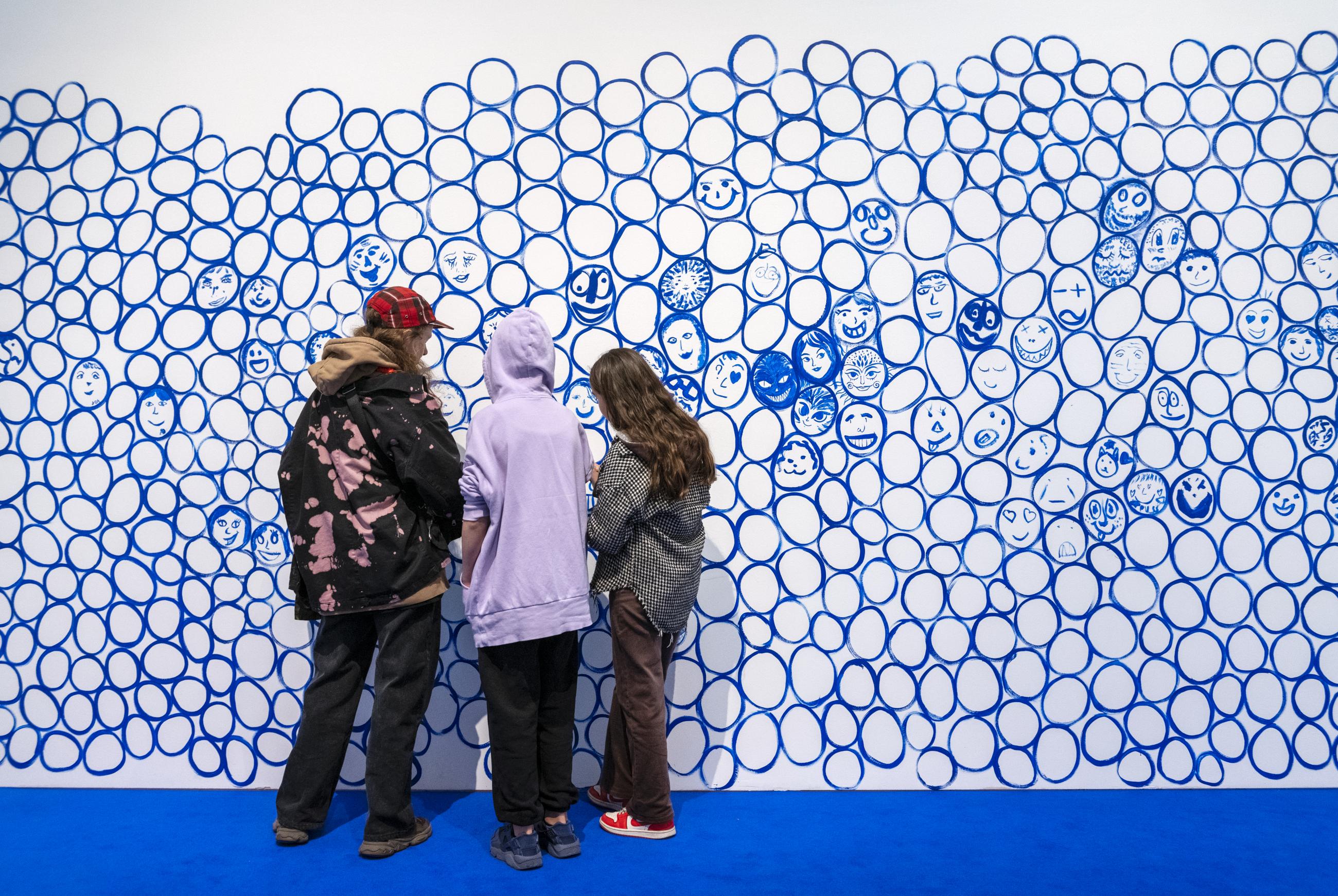 Jeppe Hein, Today I feel like … Moderna Museet, 2022
Participative art project at Moderna Museet, Stockholm, Sweden, 2022
Courtesy the artist
Photos: Åsa Lundén / Moderna Museet
Jeppe Hein, Today I feel like … Moderna Museet, 2022
Participative art project at Moderna Museet, Stockholm, Sweden, 2022
Courtesy the artist
Photos: Åsa Lundén / Moderna Museet