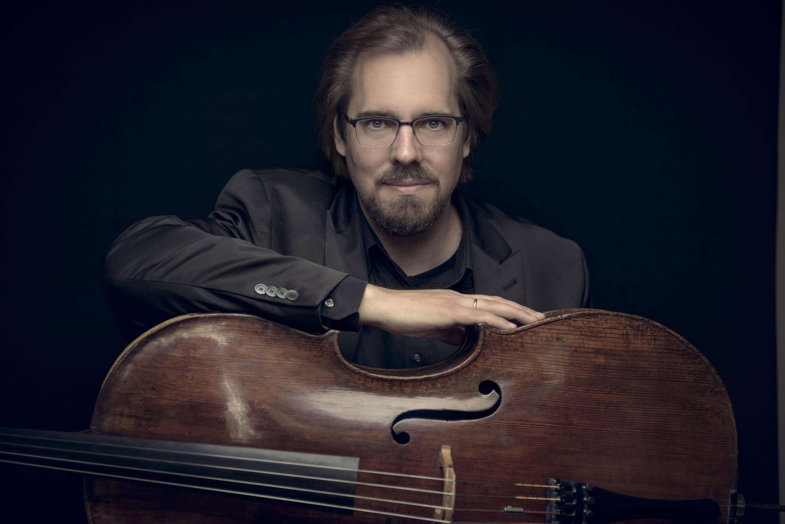 Metamorphosen Berlin
Oboe Juri Vallentin - Leitung und Cello Wolfgang Emanuel Schmidt