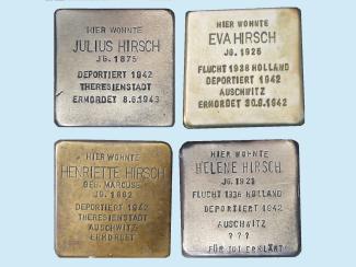 Stolpersteine für Henriette, Julius, Helene und Eva Hirsch