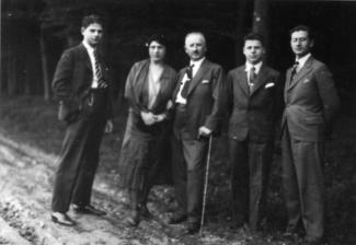 Karl und Martha Pless mit ihren Söhnen Herbert, Walter und Ernst Pfingsten 1932