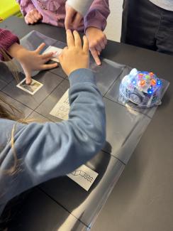 Bilderbuch trifft Roboter bei den Kinderliteraturtagen im MedienHaus